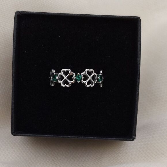 925 Sterling Silver Four Leaf Clover Good Luck Ring - Picture 1 of 9